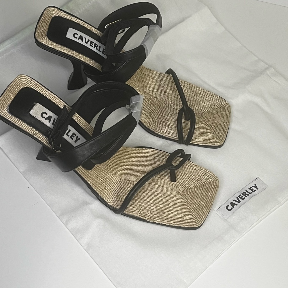 Caverley Heels size 8 - Picture 2 of 6